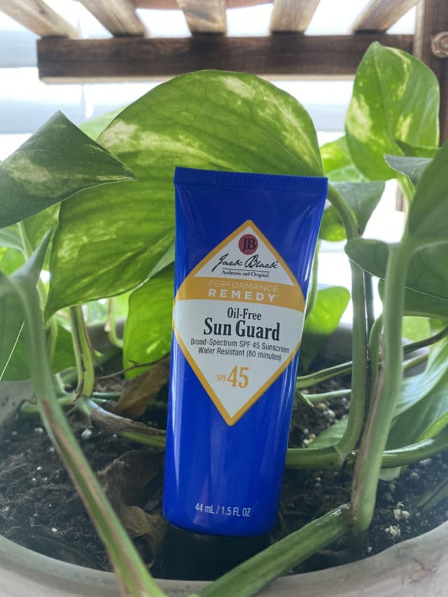 Jack Black Sun Guard Oil-Free Sunscreen SPF 45  review photo by liz95