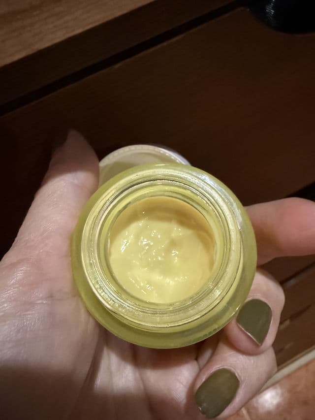 Herbivore Botanicals Super Nova 5% Vitamin C + Caffeine Brightening Eye Cream review photo by adrianamonsalvemakeu