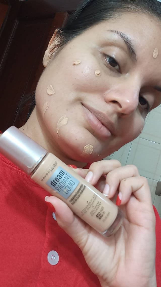 Maybelline Dream Radiant Liquid Hydrating Foundation review photo by crissacv2