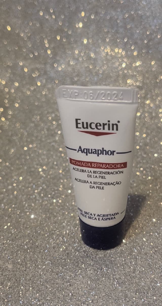 Eucerin Aquaphor Healing Ointment review photo by byGlitterSC