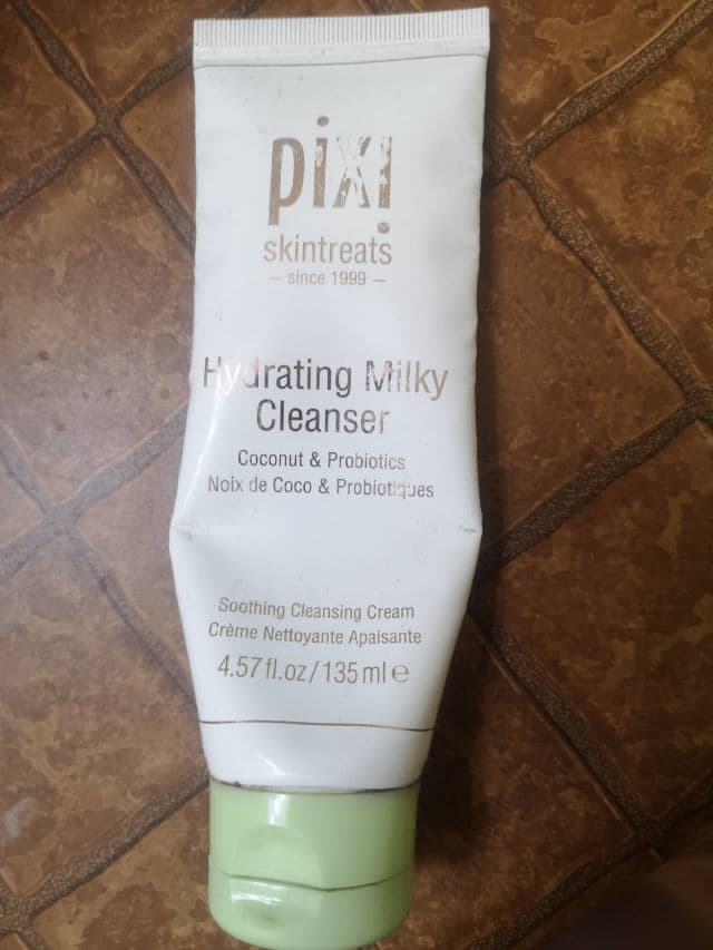 Pixi Hydrating Milky Cleanser review photo by 7Tanya