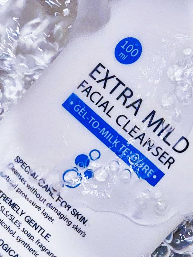 MizuMi Extra Mild Facial Cleanser review photo by elaineganuelas