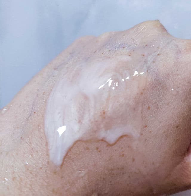 MizuMi Extra Mild Facial Cleanser review photo by elaineganuelas