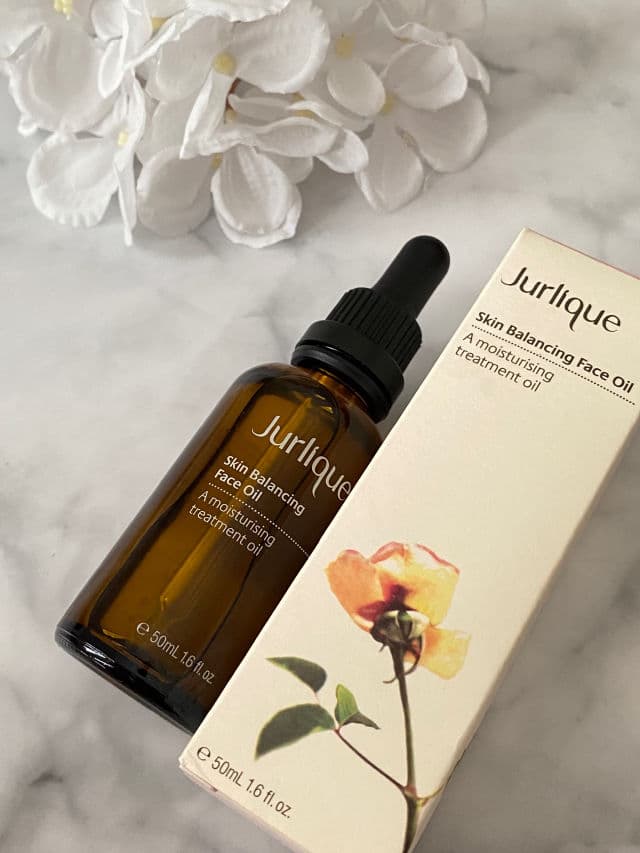 Jurlique Skin Balancing Face Oil review photo by SkinlovesbySam