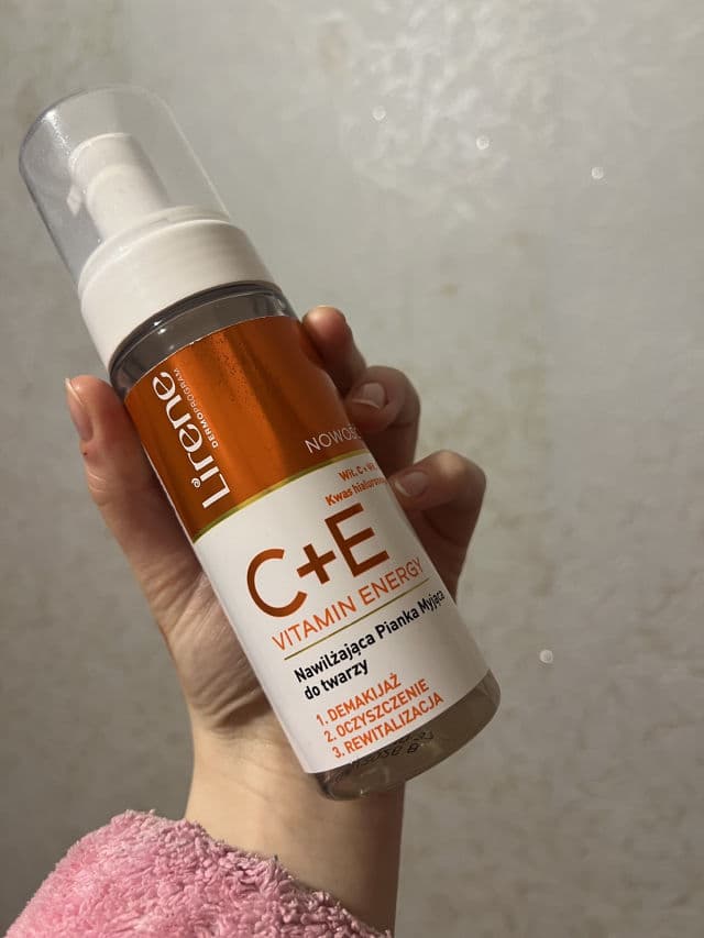 Lirene C+E Vitamin Energy Moisturizing Face Cleansing Foam review photo by khatieugc