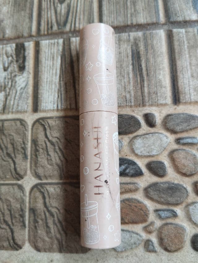 Hanasui Cosmetics Mattedorable Lip Cream Boba review photo by mrscepiskincare