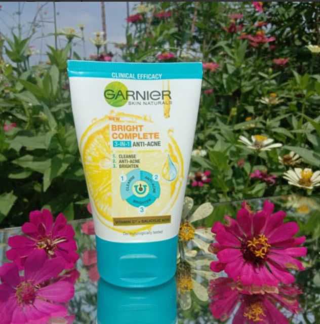 Garnier Bright Complete 3-in-1 Anti Acne Facial Wash review photo by mrscepiskincare