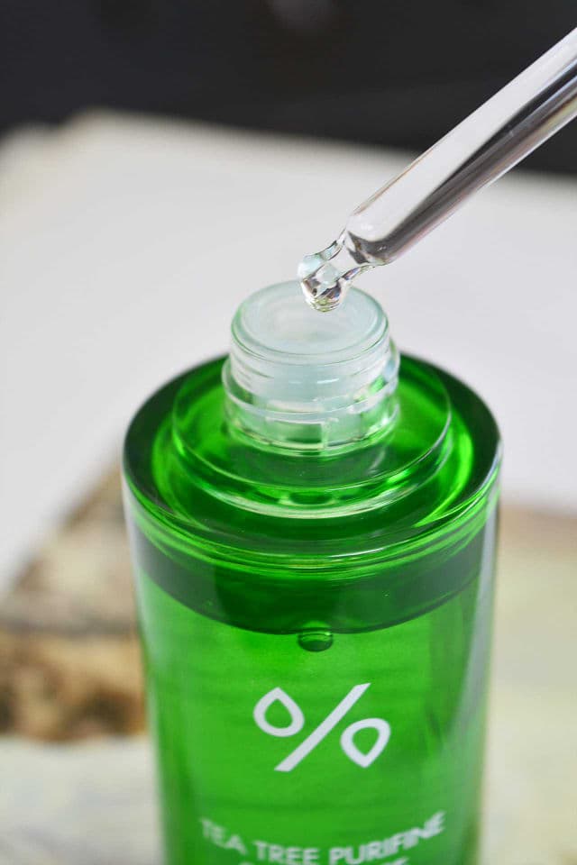 Dr. Ceuracle Tea Tree Purifine 95 Essence review photo by lunabellarina