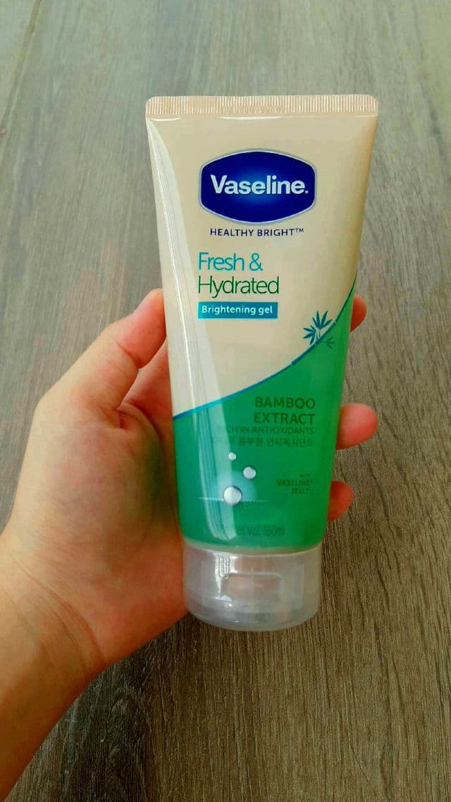 Vaseline Healthy White Fresh & Hydrated Bamboo Whitening Gel  review photo by lovebloomieskin