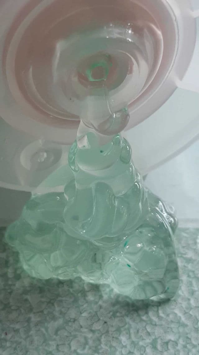 Vaseline Healthy White Fresh & Hydrated Bamboo Whitening Gel  review photo by lovebloomieskin