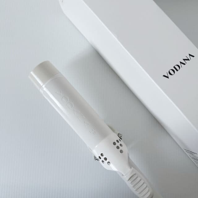 VODANA Glam Wave Curling Iron review photo by Emelyn