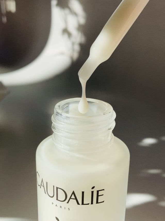 Caudalie Paris Vinoperfect Radiance Serum Complexion Correcting review photo by Debby25