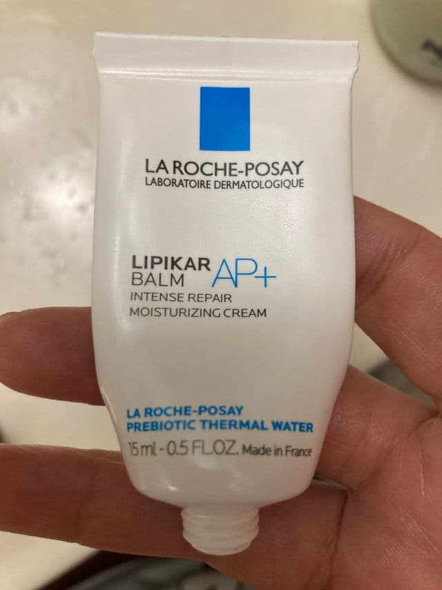 La Roche-Posay Lipikar Balm AP+ Intense Repair Body Cream review photo by amylove