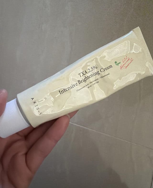 AXIS-Y TXA 2.5% Intensive Brightening Cream review photo by Anyinedjs