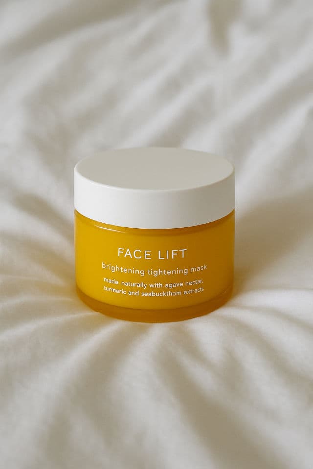 Tropic Skincare Face Lift Brightening Tightening Mask review photo by arlett