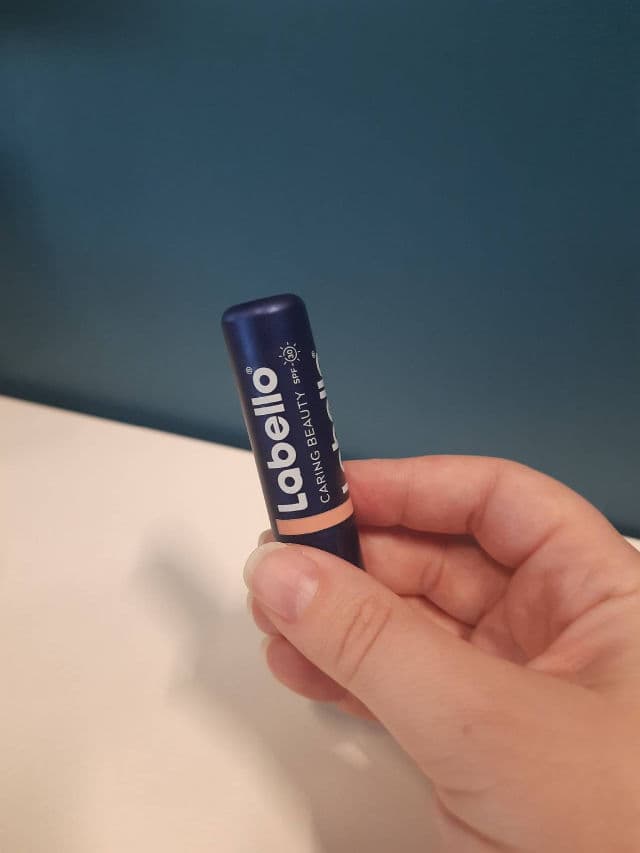 Labello Caring Beauty Nude 2in1 Lip Balm review photo by Narcisaorganica