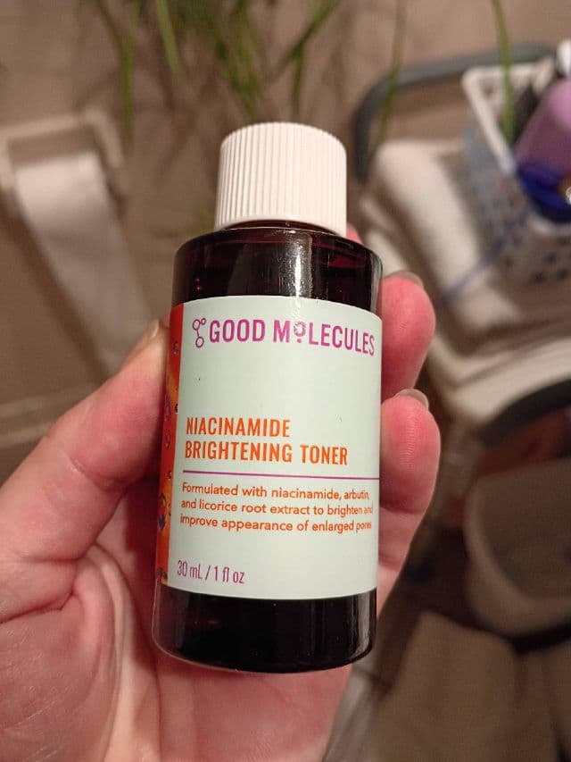 Niacinamide Brightening Toner product review