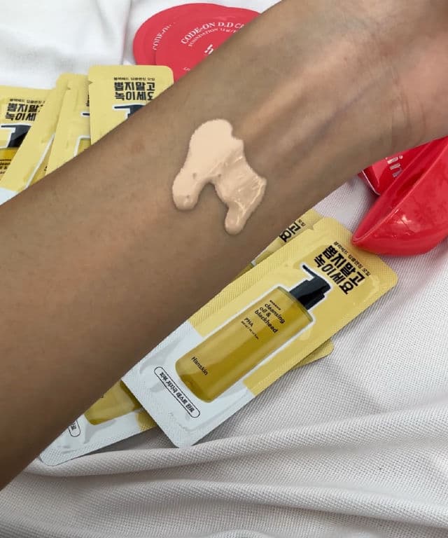 HANSKIN 12C Fair review photo by LanNgoc