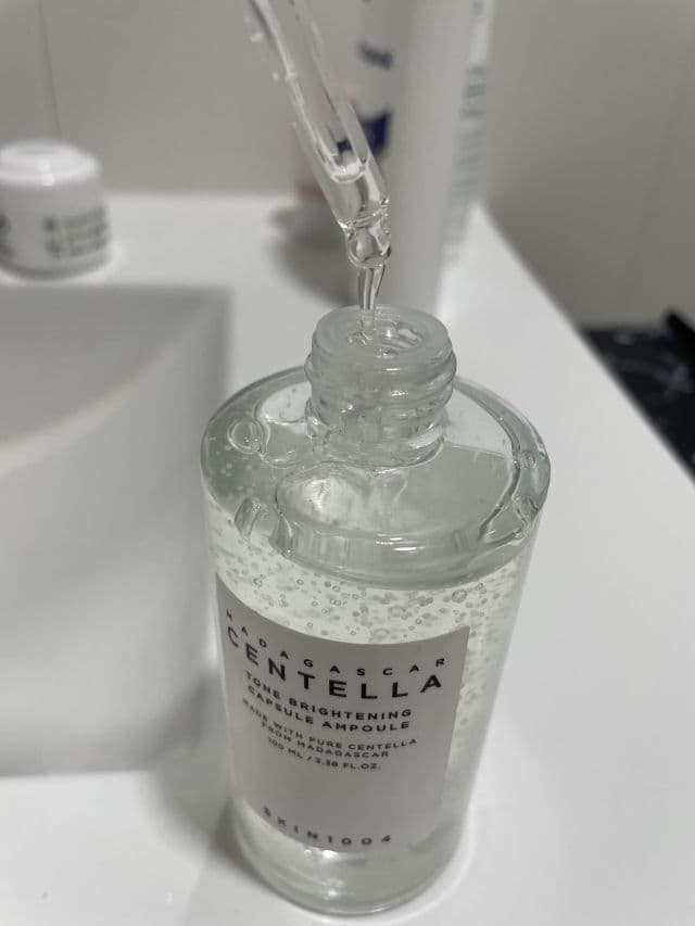 Madagascar Centella Tone Brightening Capsule Ampoule product review