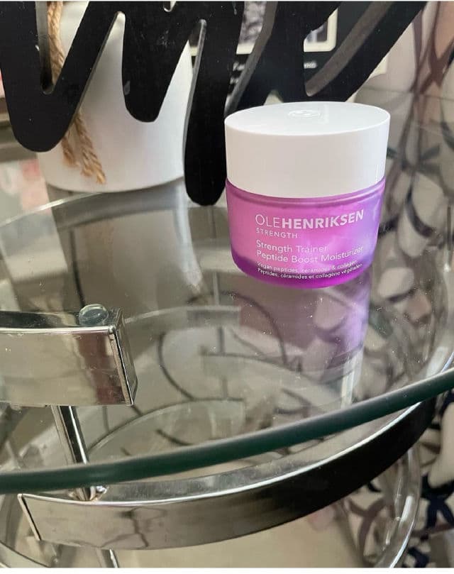Ole Henriksen Strength Trainer Peptide Boost Moisturizer review photo by Lili90
