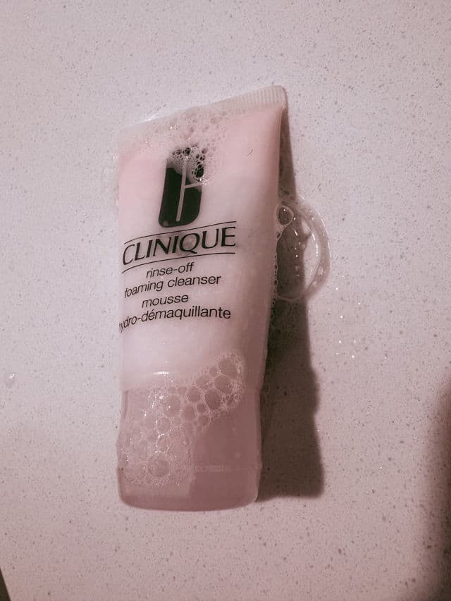 Clinique Rinse-Off Foaming Cleanser review photo by shadowsoulfit