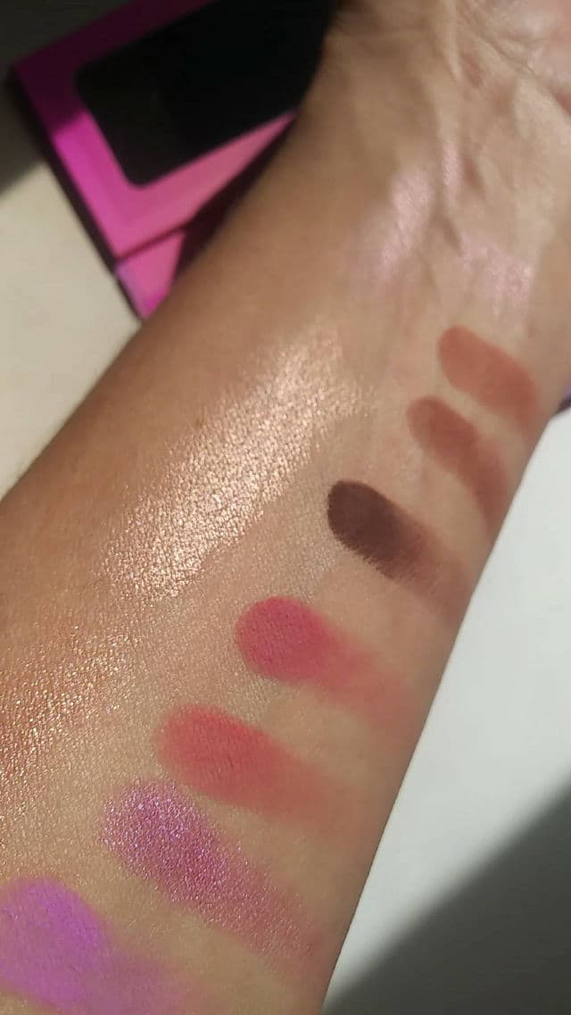 Violet Voss Violet Sunset Make Up Palette review photo by Lorelei