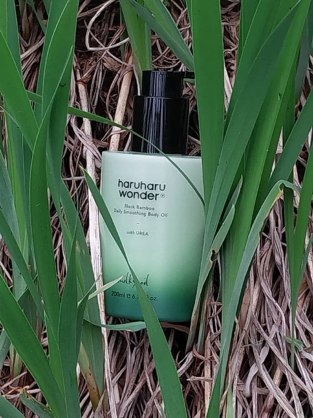 HaruHaru WONDER Black Bamboo Daily Smoothing Body Oil review photo by Lorelei