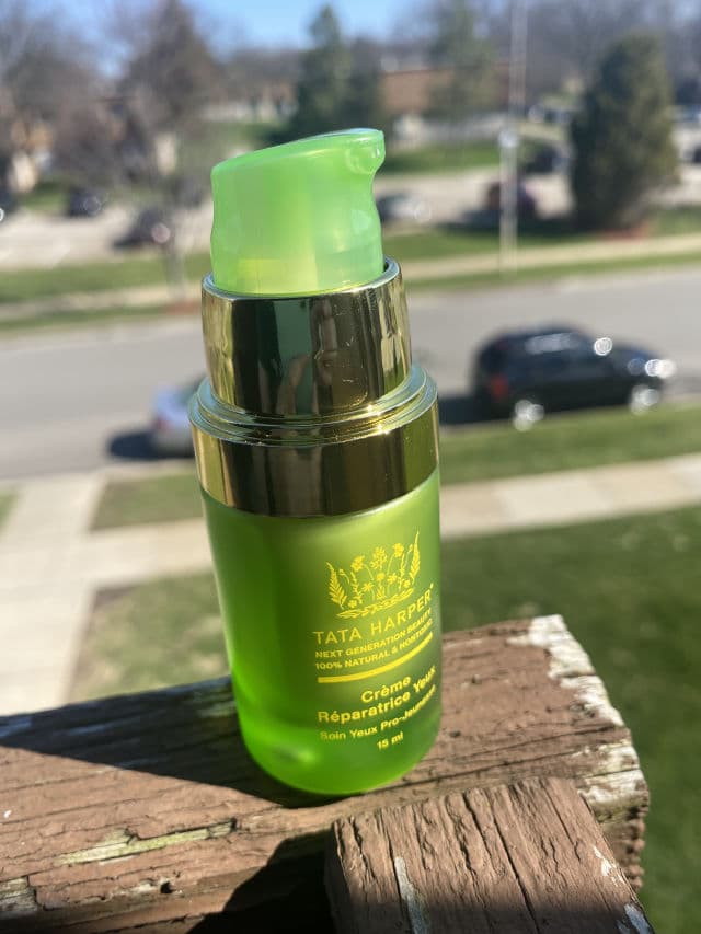 Tata Harper Restorative Eye Creme review photo by Scallion