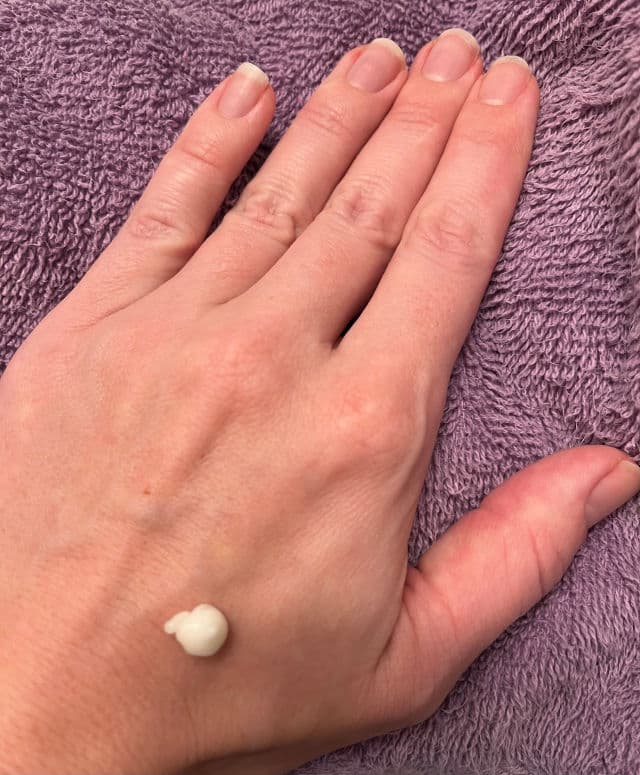 Herbivore Botanicals Milky Way 10% AHA + Oat Soothing Exfoliating Serum review photo by nennas77