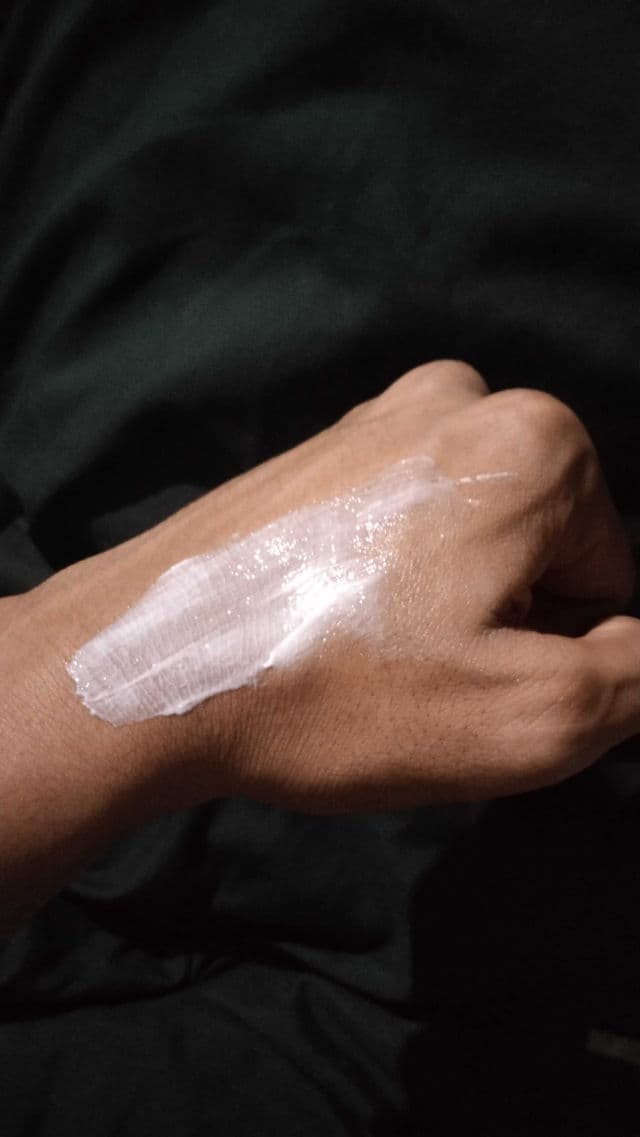 Luxe Organix Niacinamide + Cica Velvet Body Cream review photo by Katho