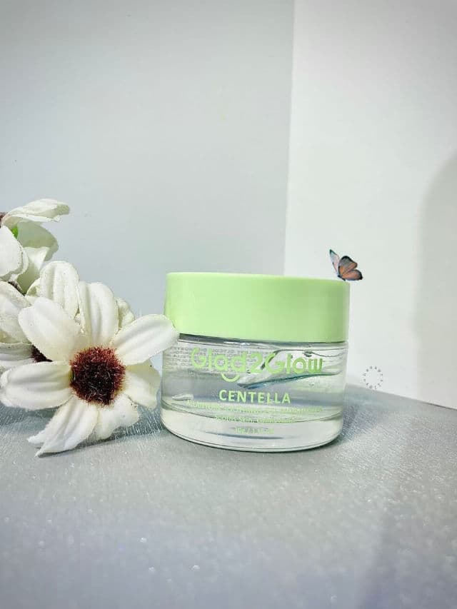 Glad2Glow Centella Allantoin Soothing Gel Moisturizer review photo by yohanaprill18
