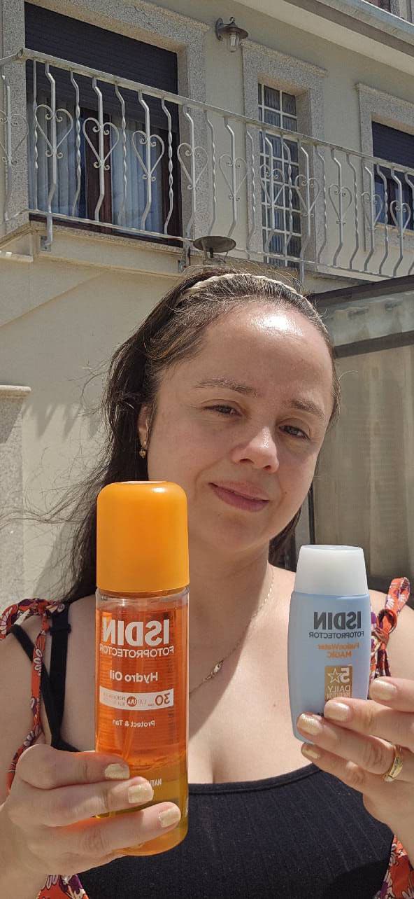 ISDIN Fusion Water Magic SPF 50 review photo by katamoreno