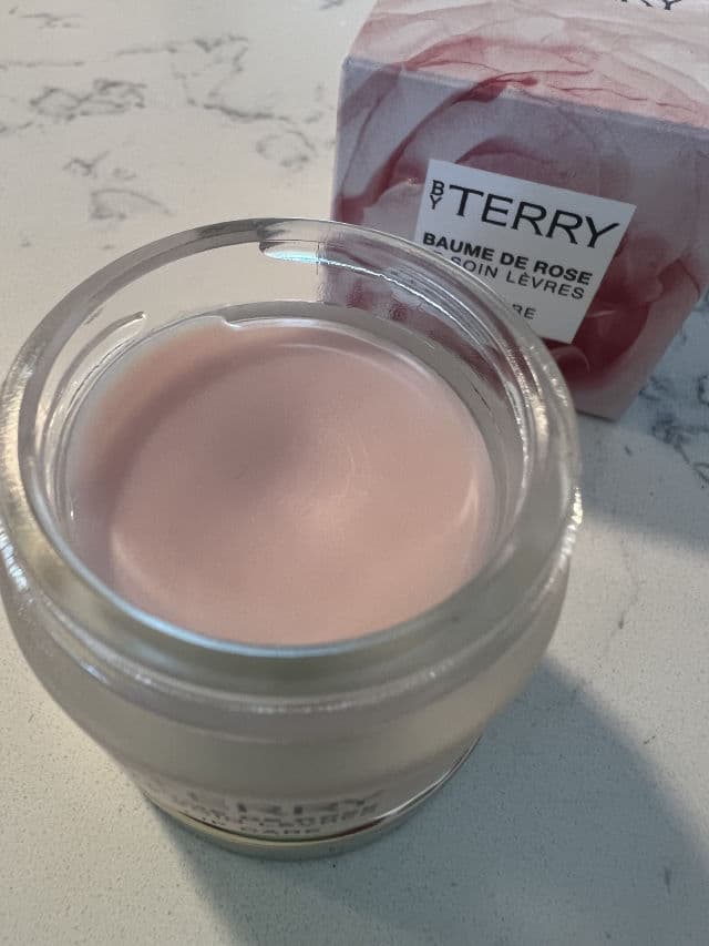 By Terry Baume de Rose Lip Balm review photo by aneliberdeja