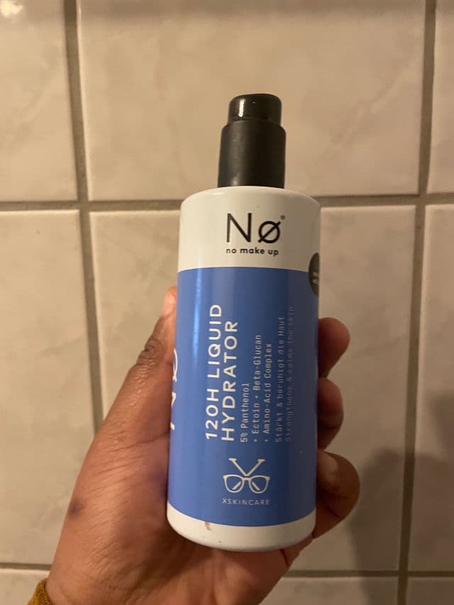 No Cosmetics 120H Liquid Hydrator Limited Edition review photo by AnneMarie91
