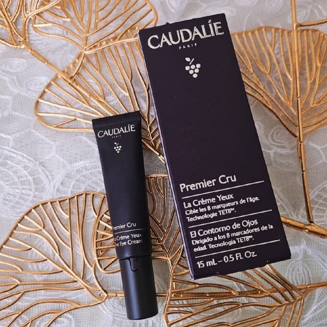 Caudalie Paris Premier Cru the Eye Cream review photo by Winnielii