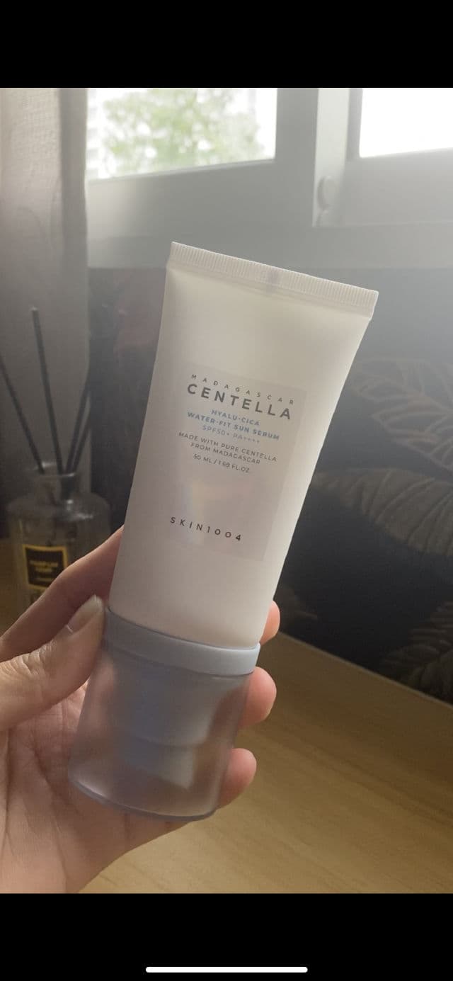 SKIN1004 Madagascar Centella Hyalu-Cica Water-Fit Sun Serum SPF50+ PA++++ review photo by nurulhzwanie