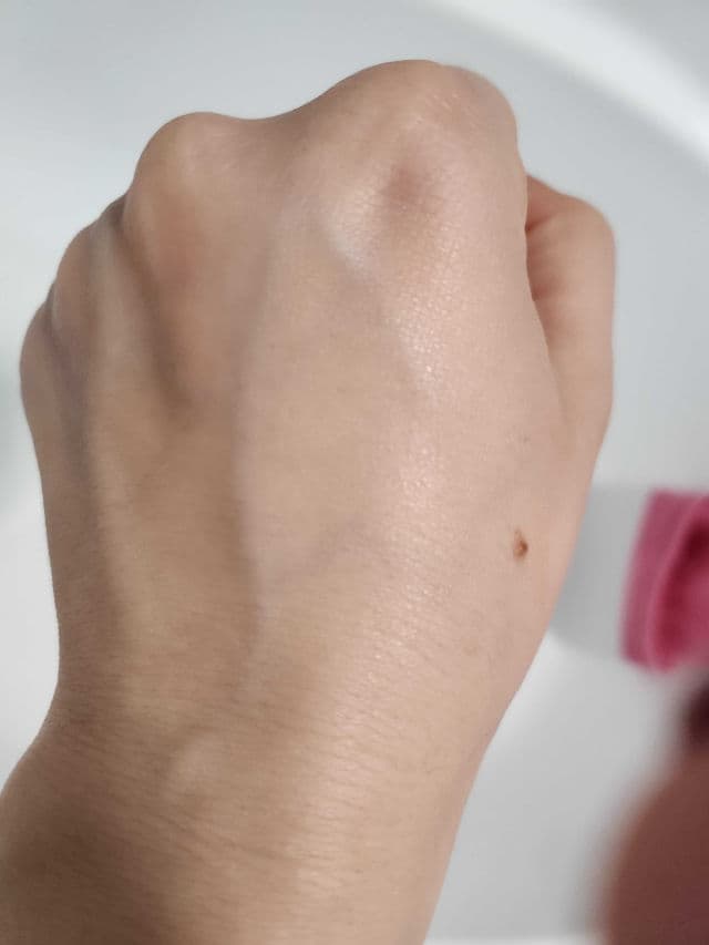 Apivita Cleansing Micellar Water Rose & Honey review photo by AnaGeorgiana