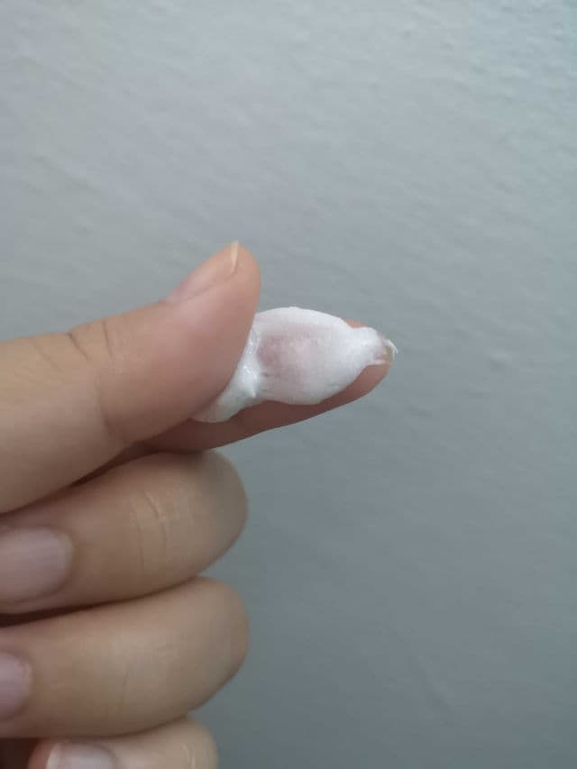 Cosmoderm Niacinamide Salicylic Acid Soothing Cream Cleanser  review photo by elfy