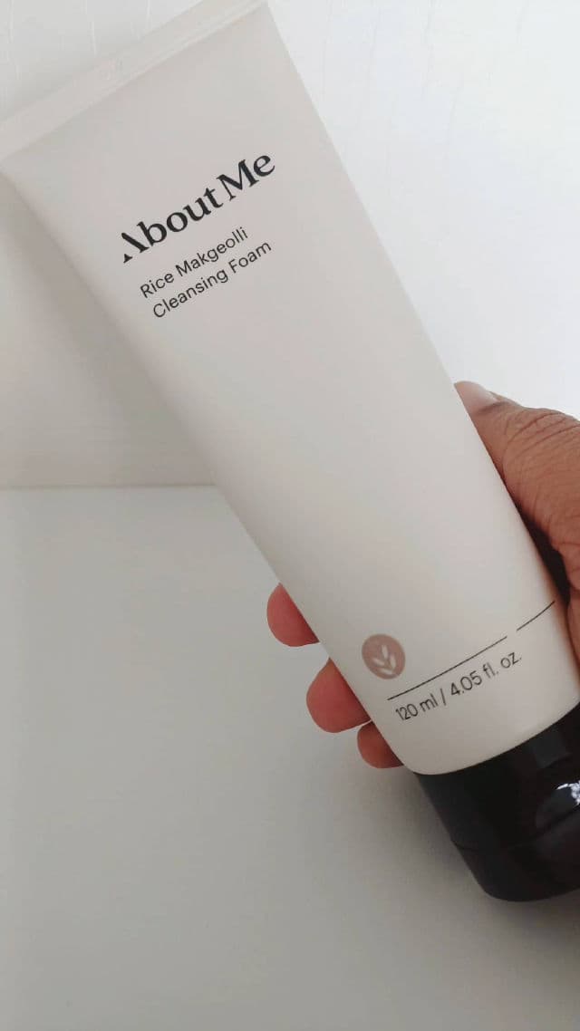 ABOUT ME Rice Matgeolli Cleansing Foam review photo by Zara523
