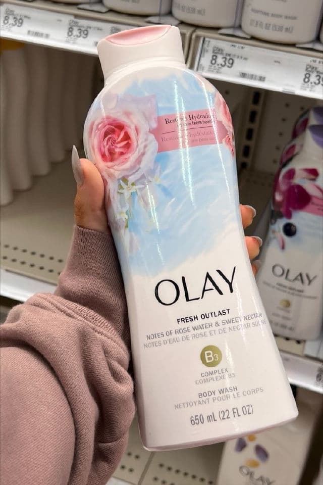 Olay Rose Water & Sweet Nectar Fresh Outlast Body Wash review photo by Jura