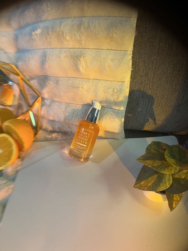 Orjena Vitamin C Bright Intensive Facial Serum review photo by GLOWUPSTUDIO