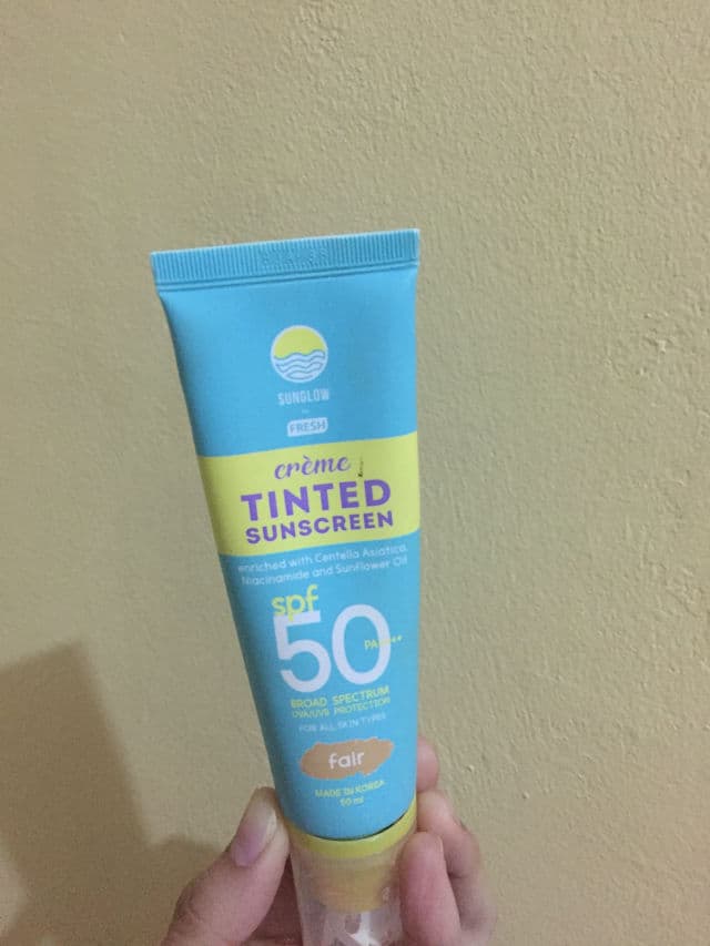 Fresh Skinlab Sunglow By Fresh Creme Tinted Sunscreen Fair Tint review photo by AAArabelle