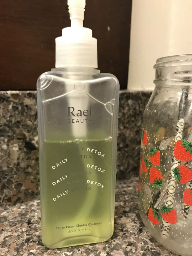Rael Daily Detox Oil to Foam Gentle Cleanser review photo by Abroho