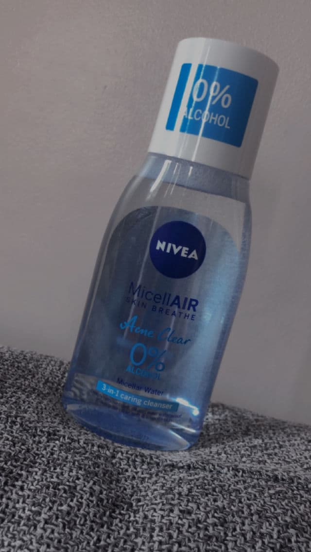 Nivea Acne Clear MicellAIR Cleanser 0% Alcohol review photo by Acresy