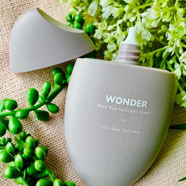 HaruHaru WONDER Black Rice Hyaluronic Cream review photo by AditiAgarwal