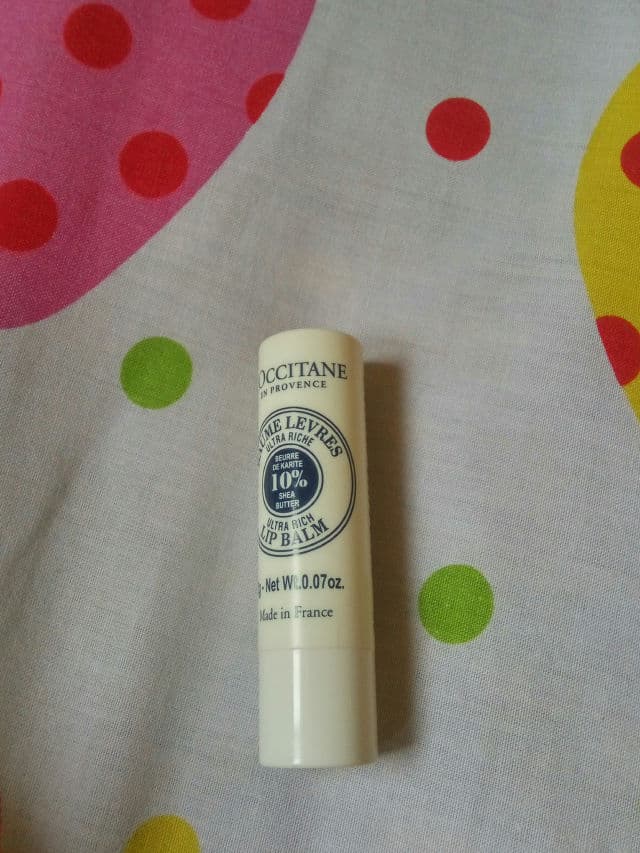 L'Occitane Natural Shea Ultra Rich Lip Balm review photo by Adninshafira