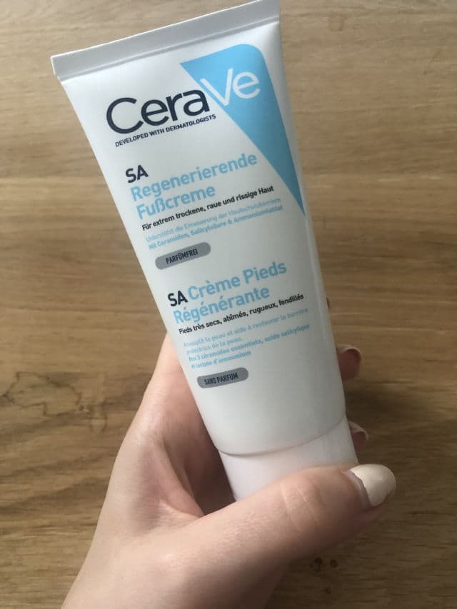 CeraVe SA Renewing Foot Cream review photo by Aetae