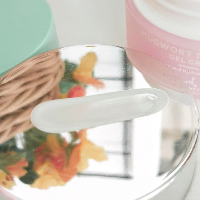 True to Skin Mugwort Tripeptide Moisturizer Gel Cream review photo by HilalAfandi