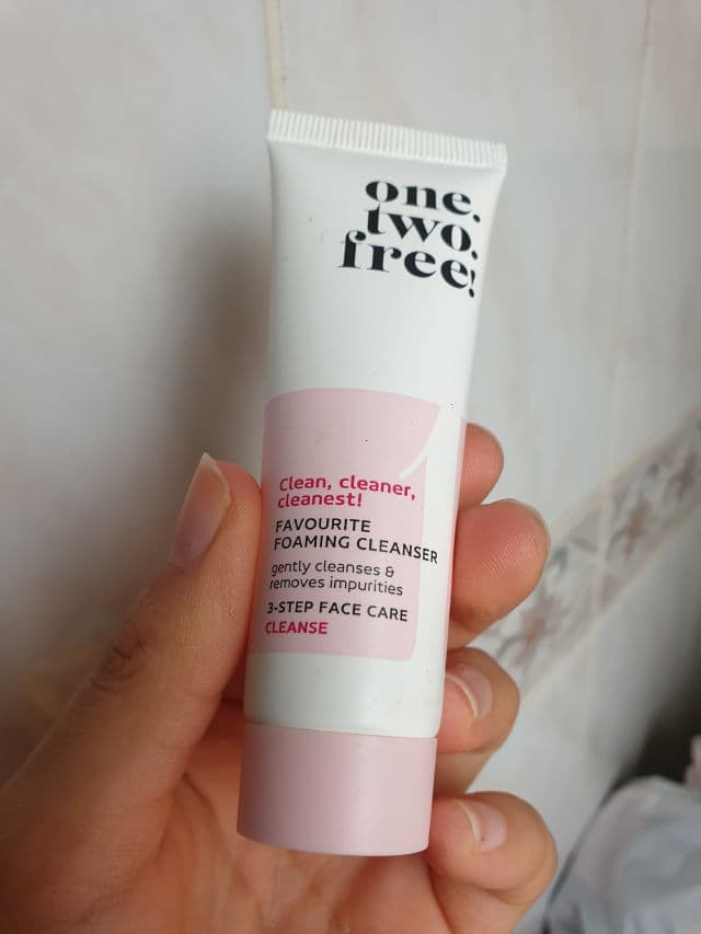 one.two.free! Favourite Foaming Cleanser review photo by Agness
