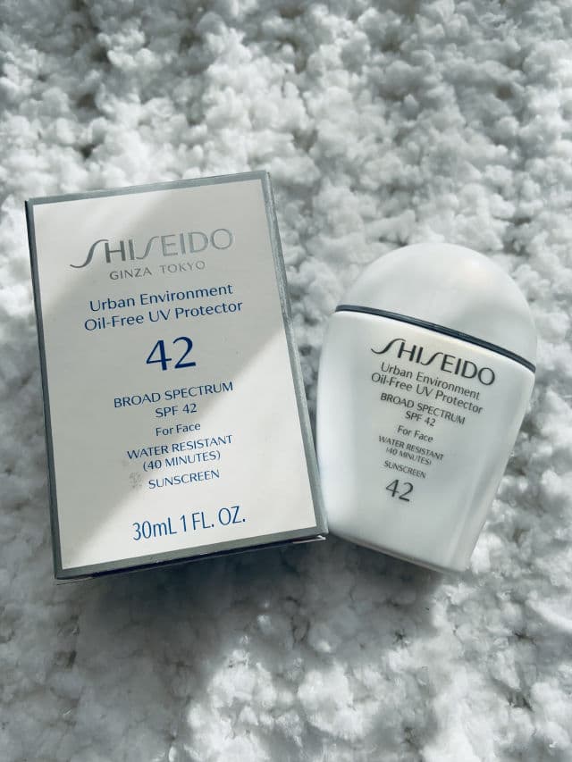 Shiseido Urban Environment Oil-Free UV Protector for Face SPF 42 PA+++ review photo by Ainodyc
